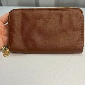 Adrienne Vittadini Wallet Zipper Camel Brown EUC Change Purse Clutch Charm